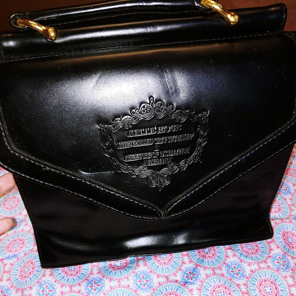 Bella Rose Black Hand Bag